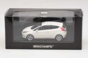 Ford Fiesta Mk6 Vit Minichamps 1:43 400088002 Metall — bild 4 av 4