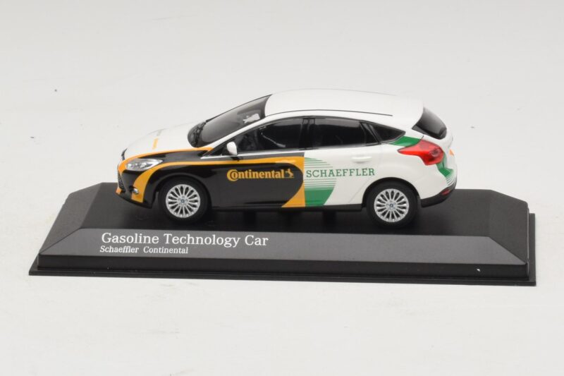 Ford Focus Bensin Teknikbil Continental Schaeffler Minichamps 1:43 Ford Focus Bensin Teknikbil Continental Schaeffler Minichamps 1:43 AB65A Metall