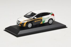Ford Focus Bensin Teknikbil Continental Schaeffler Ersättningslåda Minichamps 1:43 AB65A-R1 Metall — bild 2 av 4