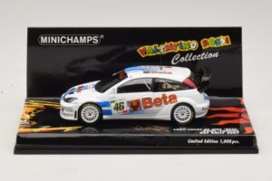 Ford Focus RS WRC #46 V. Rossi / C. Cassina RAC Rally 2007 Skadad Låda Minichamps 1:43 400078446-O1 Metall
