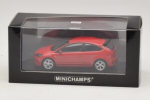 Ford Focus ST Mk2 Röd Minichamps 1:43 400087301 Metall — bild 4 av 4