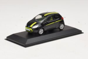 Ford Ka Mk2 Svart Gul Minichamps 1:43 400088200 Metall — bild 3 av 5