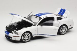 Ford Shelby Cobra GT500 Concept Vit med Blå Rand AUTOart 1:18 73052 Metall — bild 2 av 8