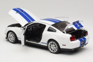 Ford Shelby Cobra GT500 Concept Vit med Blå Rand AUTOart 1:18 73052 Metall — bild 5 av 8