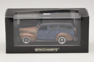 Ford V8 De Luxe Woody Station Wagon Brun Blå Minichamps 1:43 400082112 Metall — bild 4 av 4