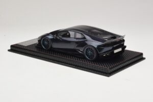 Lamborghini Huracan Liberty Walk Chameleon Blue GS Model 1:18 REMC045 Resin — bild 5 av 7