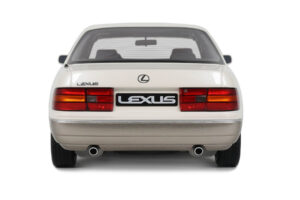 Lexus LS 400 XF10 Diamond White Pearl Otto 1:18 OT1277 Resin — bild 5 av 5