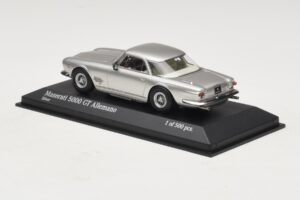 Maserati 5000 GT Allemano Silver Minichamps 1:43 437123324 Metall — bild 3 av 4