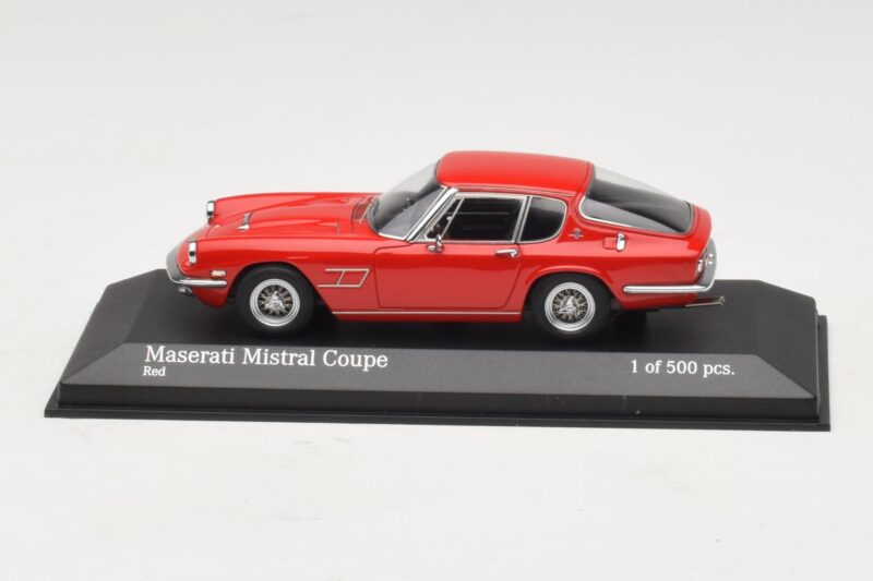 Maserati Mistral Röd Minichamps 1:43 Maserati Mistral Röd Minichamps 1:43 437123424 Metall