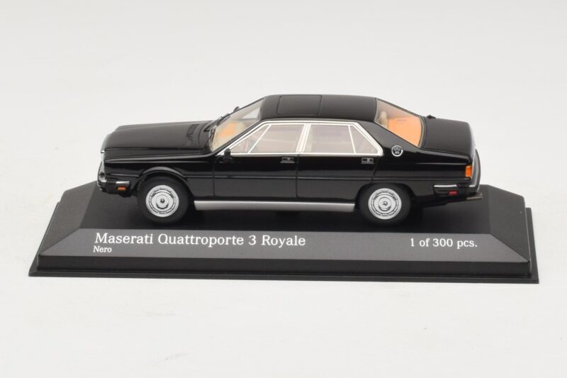 Maserati Quattroporte III Royale Svart Minichamps 1:43 437123501 Metall