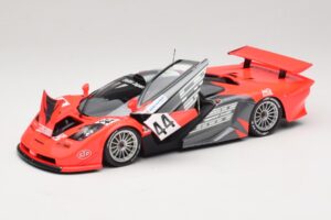 McLaren F1 GTR Lark #44 Tsuchiya / Ayles 24 Hours of Le Mans 1997 Minichamps 1:18 530133744 Metall — bild 2 av 8