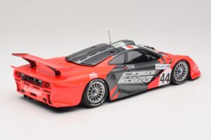 McLaren F1 GTR Lark #44 Tsuchiya / Ayles 24 Hours of Le Mans 1997 Minichamps 1:18 530133744 Metall — bild 3 av 8