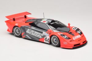 McLaren F1 GTR Lark #44 Tsuchiya / Ayles 24 Hours of Le Mans 1997 Minichamps 1:18 530133744 Metall — bild 6 av 8