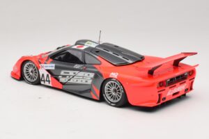 McLaren F1 GTR Lark #44 Tsuchiya / Ayles 24 Hours of Le Mans 1997 Minichamps 1:18 530133744 Metall — bild 7 av 8