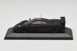 McLaren F1 GTR Longtail Svart Matt 1997 Minichamps 1:43 MCLAREN010 Metall — bild 3 av 4