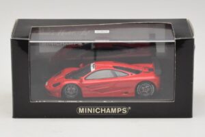 McLaren F1 GTR Prototype World Special Röd Minichamps 1:43 MCLAREN007 Metall — bild 4 av 4
