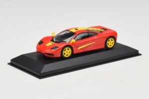 McLaren F1 Röd Med Gula Ränder Minichamps 1:43 MCLAREN006 Metall