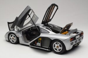 McLaren F1 Silver Minichamps 1:12 530133123 Metall — bild 5 av 8
