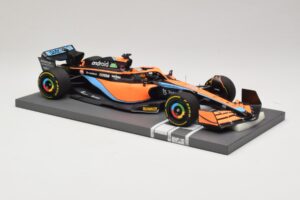 McLaren MCL36 #3 D. Ricciardo Bahrain GP 2022 Minichamps 1:18 537221803 Metall — bild 7 av 7