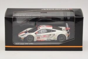 McLaren MP4-12C GT3 #11 Art Grand Prix Leclerc / Parisy 24 Hours of Spa 2013 Minichamps 1:43 437131311 Metall — bild 4 av 4