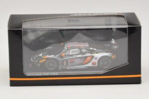 McLaren MP4-12C GT3 #5 Boutsen Racing Guilvert / Dermont 24 Hours of Spa 2013 Minichamps 1:43 437131305 Metall — bild 4 av 4