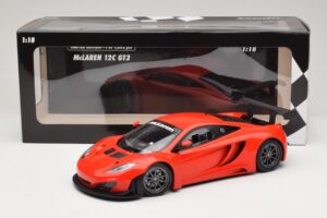 McLaren MP4-12C GT3 Röd 2013 Minichamps 1:18 151121392 Metall — bild 6 av 6
