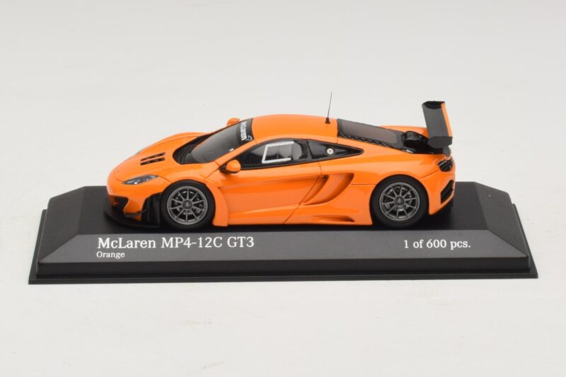 McLaren MP4-12C GT3 Street Orange Minichamps 1:43 McLaren MP4-12C GT3 Street Orange Minichamps 1:43 437121399 Metall