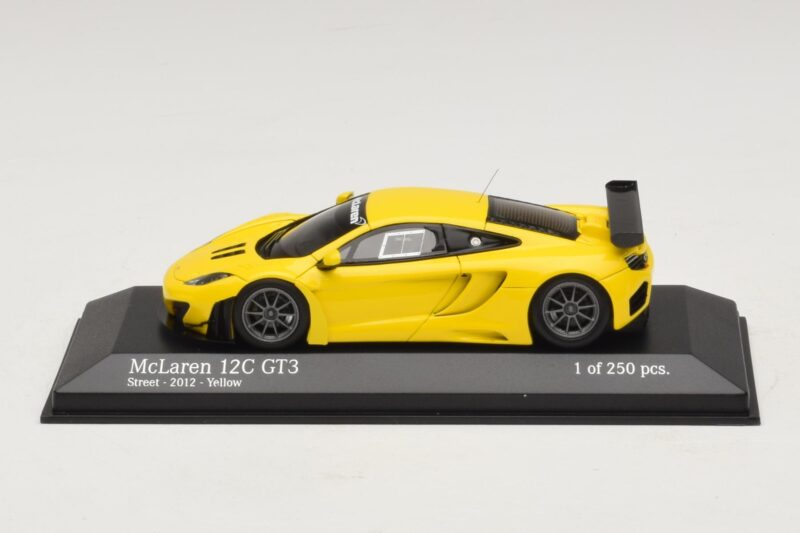 McLaren MP4-12C GT3 Street Gul Minichamps 1:43 McLaren MP4-12C GT3 Street Gul Minichamps 1:43 437121396 Metall