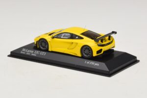 McLaren MP4-12C GT3 Street Gul Minichamps 1:43 437121396 Metall — bild 3 av 4