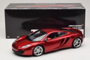 McLaren MP4-12C Röd Metallic Minichamps 1:18 110133022 Metall — bild 8 av 8
