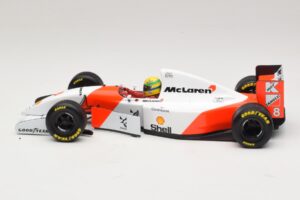 McLaren MP4/8 Ford #8 A. Senna Winner European GP 1993 Minichamps 1:18 540931818 Metall — bild 4 av 7