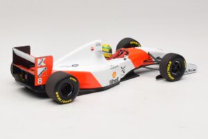 McLaren MP4/8 Ford #8 A. Senna Winner Japanese GP 1993 Minichamps 1:18 540931878 Metall — bild 6 av 7