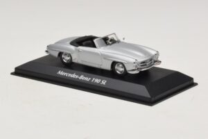 Mercedes 190 SL W121 Silver Maxichamps 1:43 940033130 Metall — bild 3 av 4