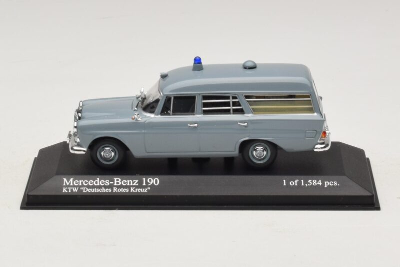 Mercedes 190 W110 Ambulans DRK Minichamps 1:43 400037270 Metall