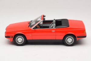 Mercedes 300 Cabriolet Mörkröd Minichamps 1:43 437032131 Metall — bild 3 av 6
