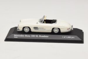 Mercedes 300 SL W198 Roadster Vit Minichamps 1:43 400039034 Metall