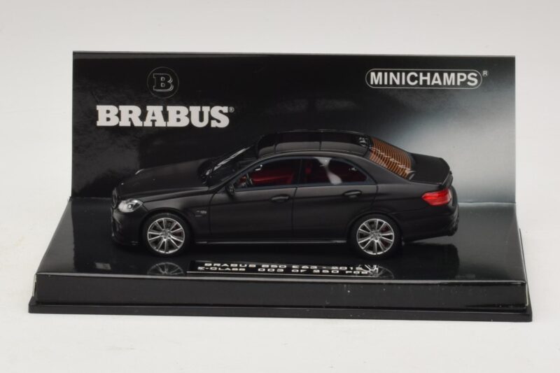 Mercedes Brabus 850 E63 W212 Mattsvart Minichamps 1:43 437034101 Metall