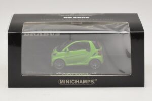 Mercedes Brabus Ultimate 120 Grön Minichamps 1:43 437032700 Metall — bild 5 av 5
