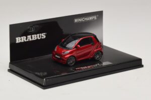 Mercedes Brabus Ultimate 120 Röd Minichamps 1:43 437032701 Metall — bild 2 av 5
