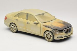 Mercedes E-Class W212 Bränd Dubai Konstbil Minichamps 1:18 MB008 Metall — bild 4 av 6