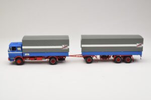 Mercedes LP1620 Pritschenzug Fern Schnell Gut Minichamps 1:43 499034820 Metall — bild 3 av 6