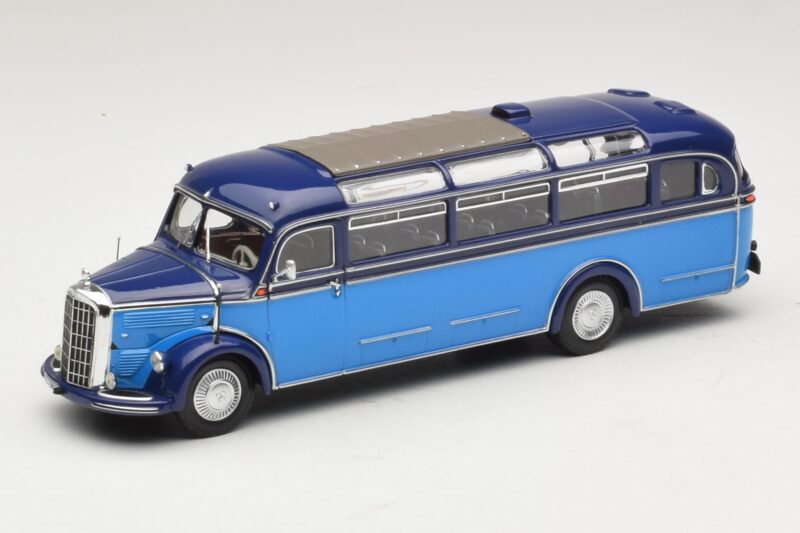 Mercedes O 3500 Buss Ljusblå Mörkblå Minichamps 1:43 439360011 Metall