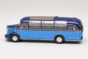 Mercedes O 3500 Buss Ljusblå Mörkblå Minichamps 1:43 439360011 Metall — bild 3 av 6