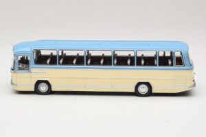 Mercedes O302 Blå Creme Minichamps 1:43 439035181 Metall — bild 3 av 6