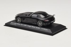 Mercedes SLS AMG C197 Black Series Svartmetallic Minichamps 1:43 437033020 Metall — bild 3 av 4