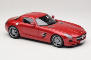 Mercedes SLS AMG C197 Röd Metallic Minichamps 1:18 100039020 Metall — bild 6 av 8