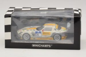 Mercedes SLS AMG GT3 #21 Rowe Racing Hartung / Heyer Nurburgring 24 Hours 2013 Minichamps 1:43 410133221 Metall — bild 4 av 4