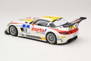 Mercedes SLS AMG GT3 #9 B. Schneider / J. Bleekemolen Black Falcon 24 Hours of Nurburgring Winner 2013 Minichamps 1:18 151133 — bild 5 av 6