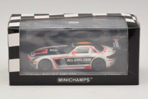 Mercedes SLS AMG GT3 All-Inkl.com #38 FIA GT1 World Championship 2012 Champions Minichamps 1:43 410123238 Metall — bild 4 av 4