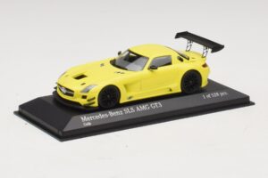 Mercedes SLS AMG GT3 Gul Minichamps 1:43 410113201 Metall — bild 2 av 4